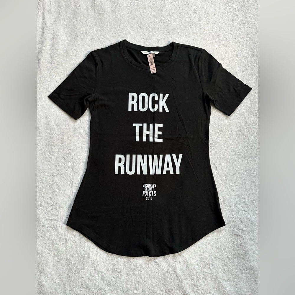 NWT Victoria’s Secret Rock the Runway Black Tee - Paris 2016 Show